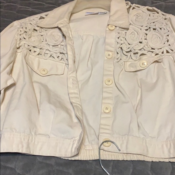 Short set - Picture 3 of 3